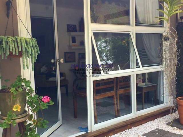 #2266 - Casa para Venda em Santana de Parnaíba - SP