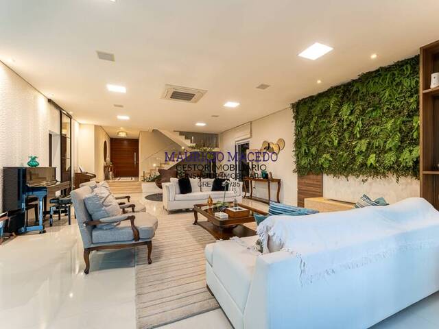 Casa para Venda em Santana de Parnaíba - 5