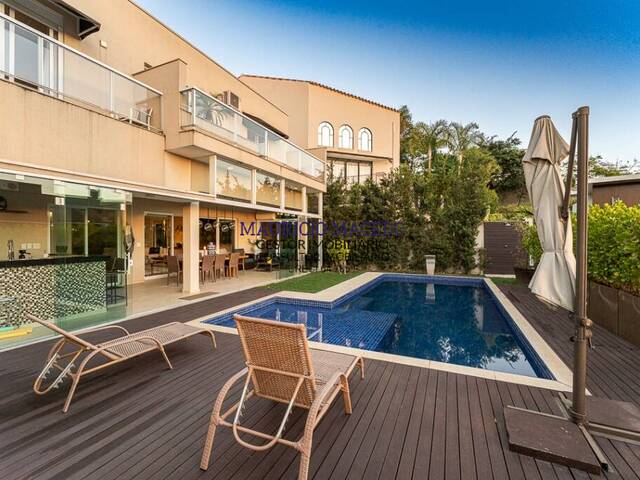 #2290 - Casa para Venda em Santana de Parnaíba - SP