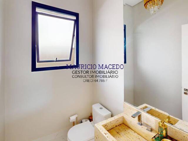 #1994 - Casa para Venda em Santana de Parnaíba - SP