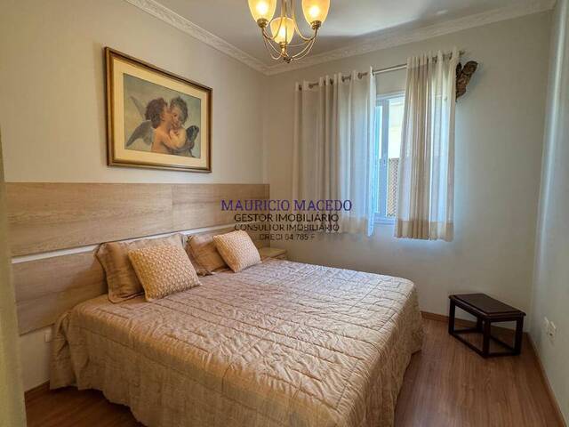 #2300 - Casa para Venda em Santana de Parnaíba - SP