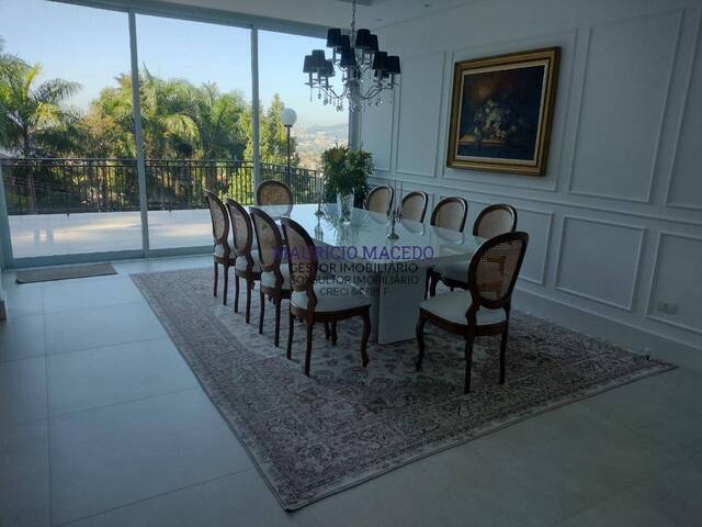 Casa para Venda em Santana de Parnaíba - 5