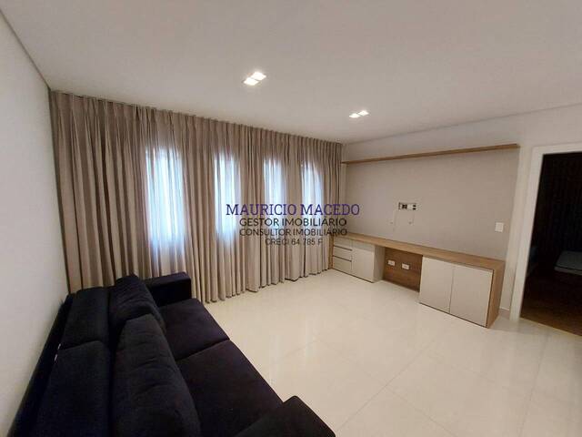 Casa para Venda em Santana de Parnaíba - 5
