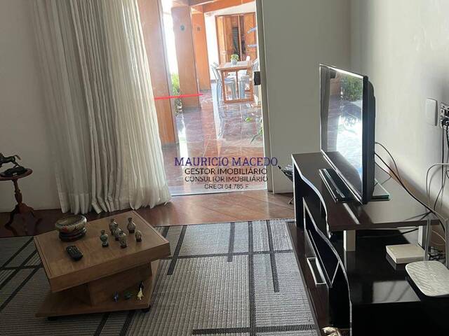 Casa para Venda em Santana de Parnaíba - 5