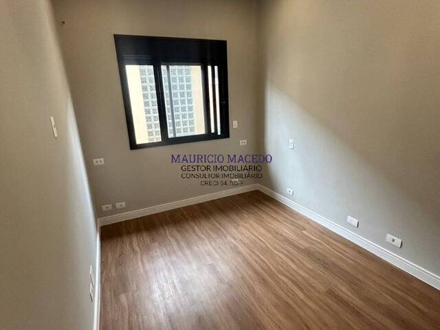 Casa para Venda em Santana de Parnaíba - 5