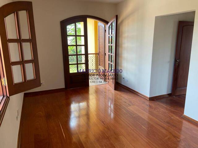 Casa para Venda em Santana de Parnaíba - 4