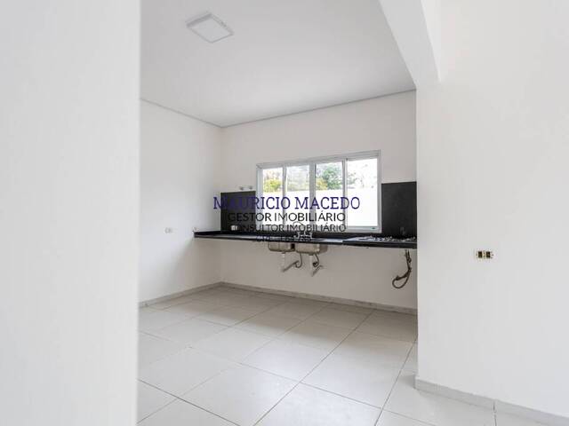 Casa para Venda em Santana de Parnaíba - 5