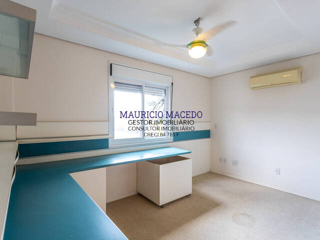 Casa para Venda em Santana de Parnaíba - 4