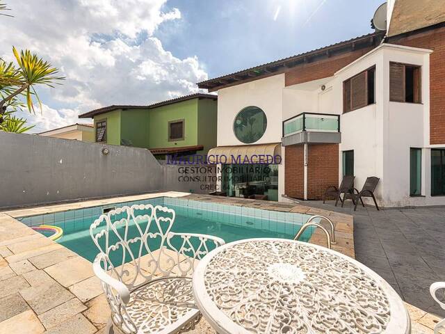 Casa para Venda em Santana de Parnaíba - 3