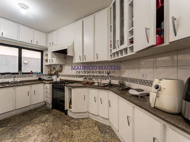 Casa para Venda em Santana de Parnaíba - 5