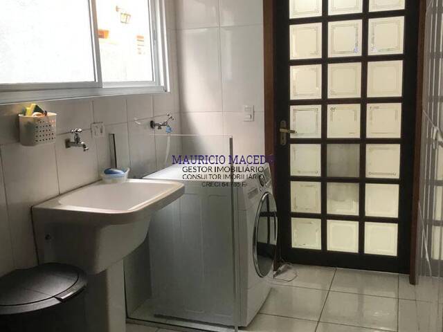 Casa para Venda em Santana de Parnaíba - 4
