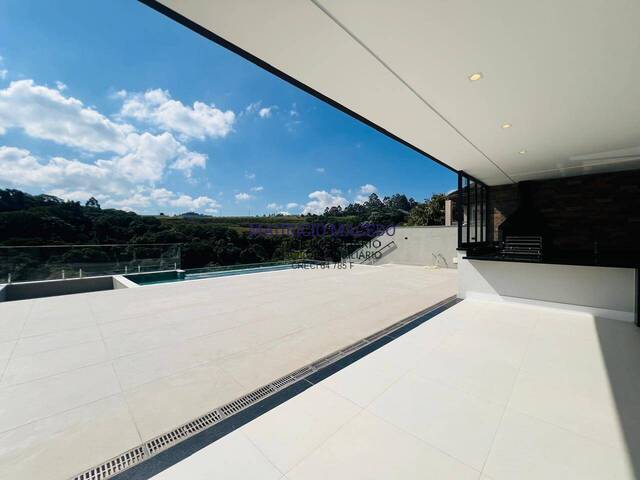 Casa para Venda em Santana de Parnaíba - 5