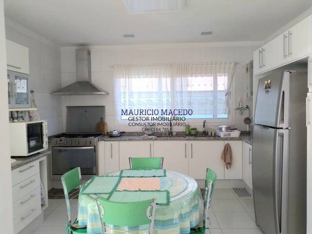 Casa para Venda em Santana de Parnaíba - 5