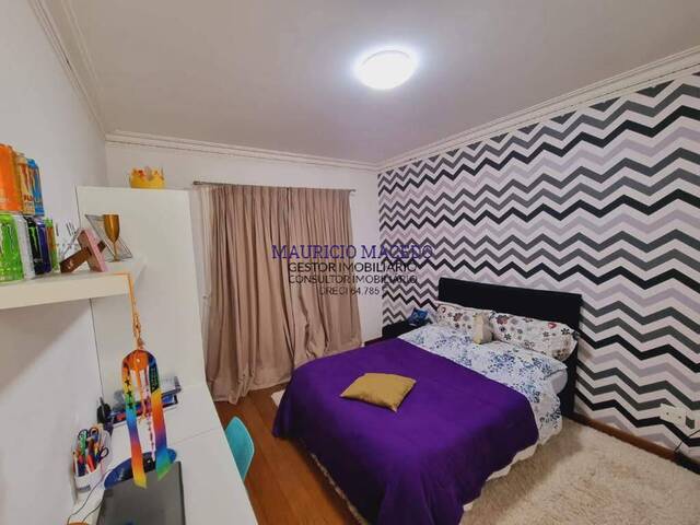 Casa para Venda em Santana de Parnaíba - 5