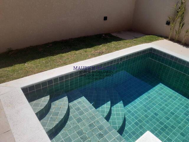 Casa para Venda em Santana de Parnaíba - 4