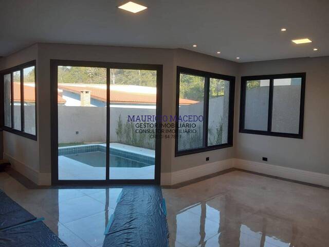 #2412 - Casa para Venda em Santana de Parnaíba - SP - 3