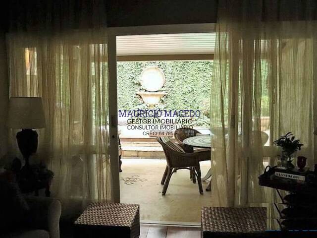 Casa para Venda em Santana de Parnaíba - 5
