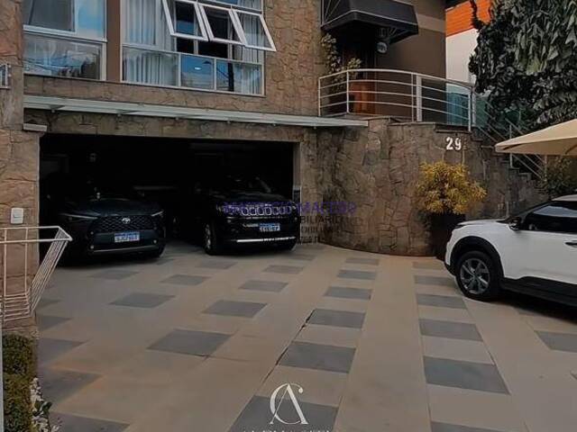 Casa para Venda em Santana de Parnaíba - 5