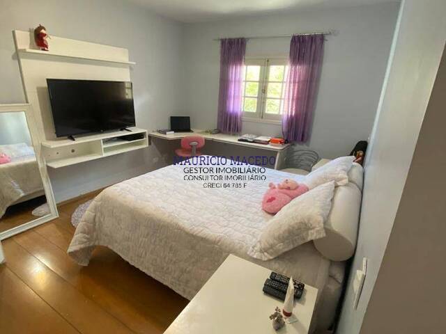 Casa para Venda em Santana de Parnaíba - 4