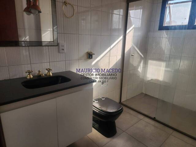 Casa para Venda em Santana de Parnaíba - 4