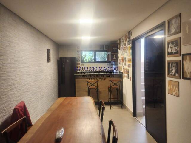 Casa para Venda em Santana de Parnaíba - 5