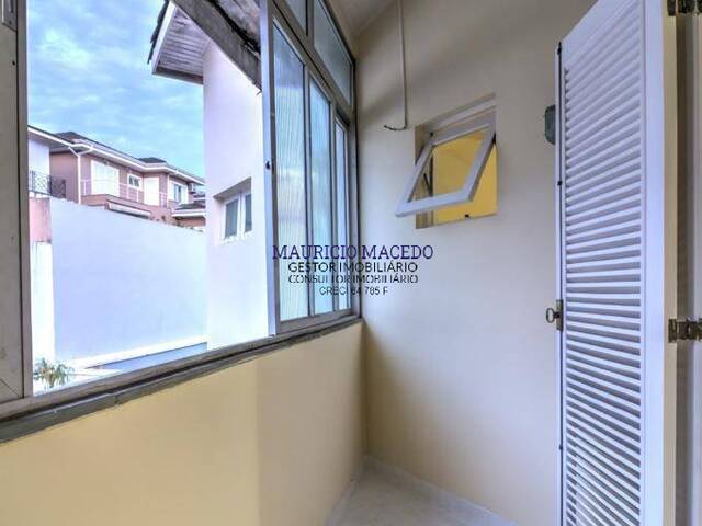 Casa para Venda em Santana de Parnaíba - 3