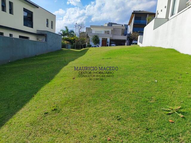 Terreno para Venda em Santana de Parnaíba - 5
