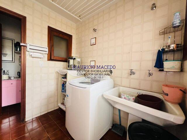 Casa para Venda em Santana de Parnaíba - 5