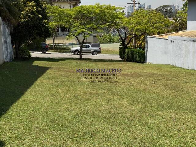 #2495 - Terreno para Venda em Santana de Parnaíba - SP - 3