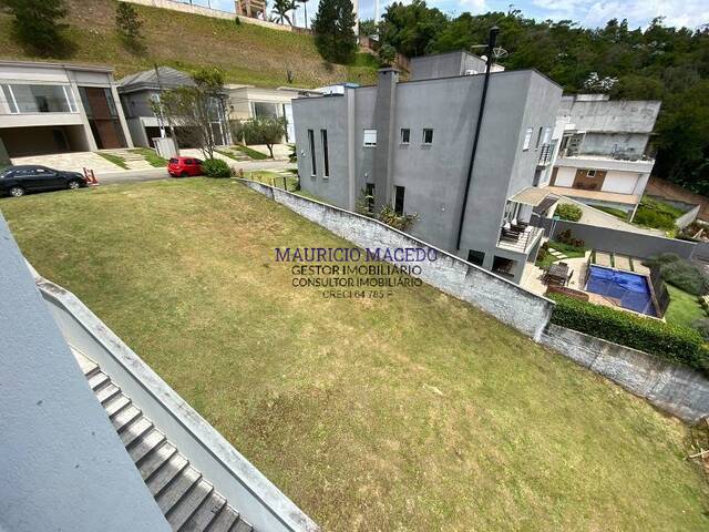 Terreno para Venda em Santana de Parnaíba - 4