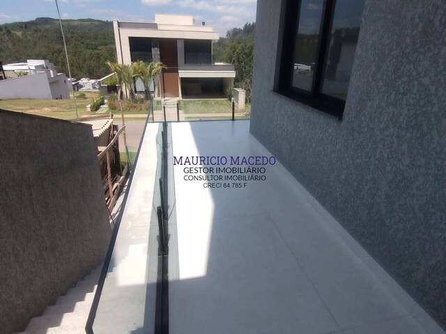 Casa para Venda em Santana de Parnaíba - 5