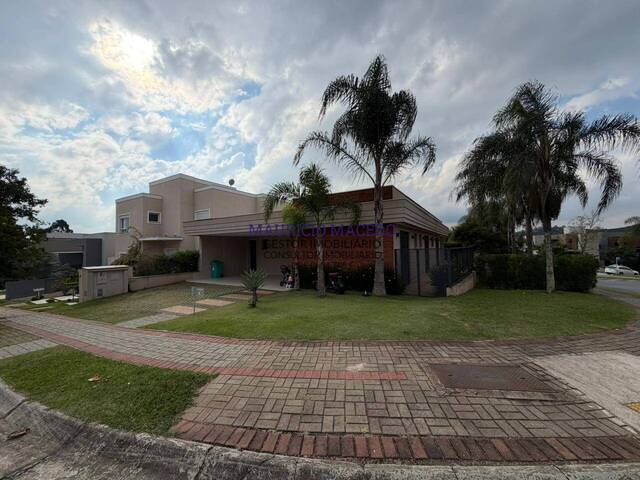 Casa para Venda em Santana de Parnaíba - 3