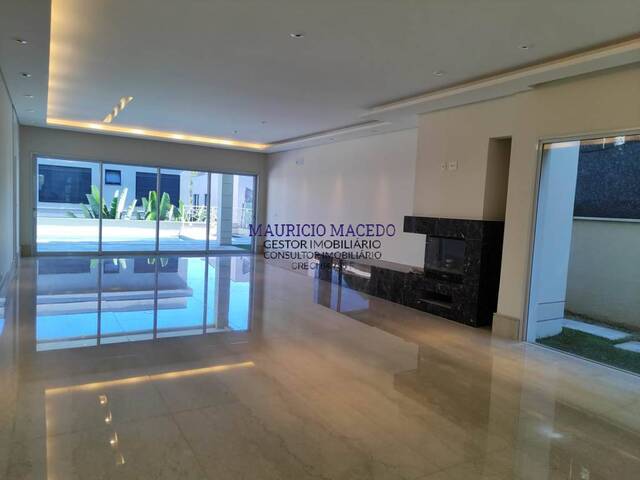 Casa para Venda em Santana de Parnaíba - 3