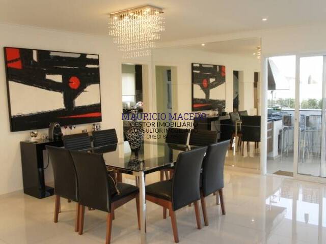 Casa para Venda em Santana de Parnaíba - 3