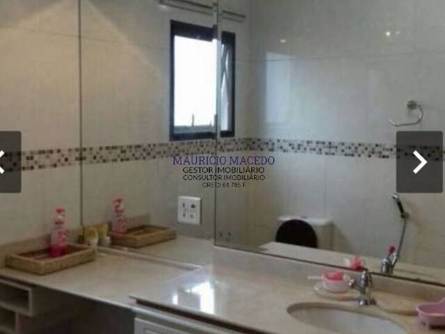 Casa para Venda em Santana de Parnaíba - 3
