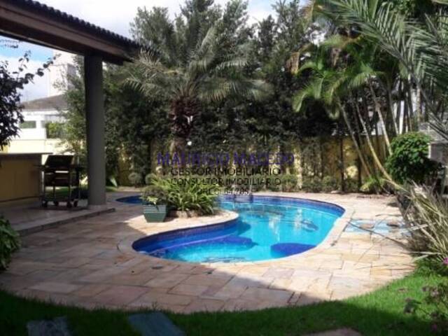 Casa para Venda em Santana de Parnaíba - 4