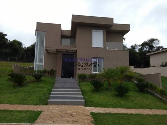 Casa para Venda em Santana de Parnaíba - 2
