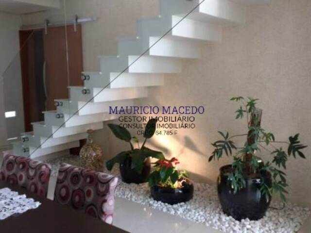 Casa para Venda em Santana de Parnaíba - 5