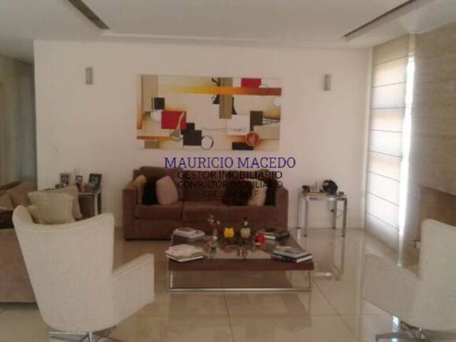 Casa para Venda em Santana de Parnaíba - 5