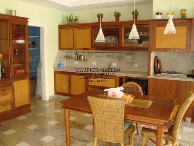 Casa para Venda em Santana de Parnaíba - 2