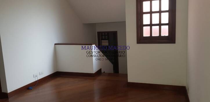 Casa à venda e aluguel com 4 quartos, 370m² - Foto 2