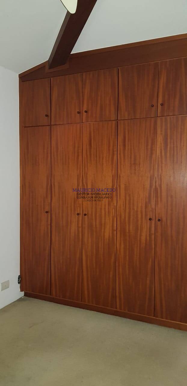 Casa à venda e aluguel com 4 quartos, 370m² - Foto 18