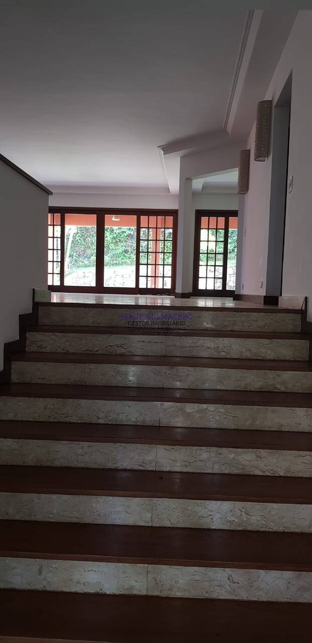 Casa à venda e aluguel com 4 quartos, 370m² - Foto 11