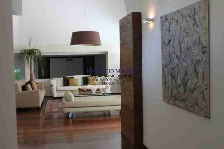 Casa à venda e aluguel com 4 quartos, 700m² - Foto 4