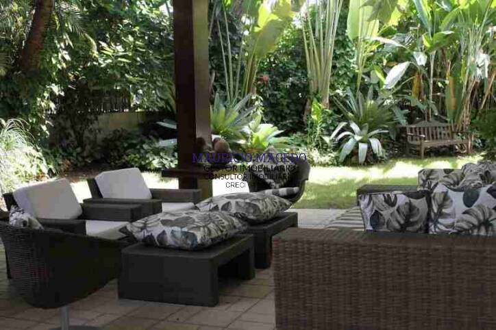 Casa à venda e aluguel com 4 quartos, 700m² - Foto 15