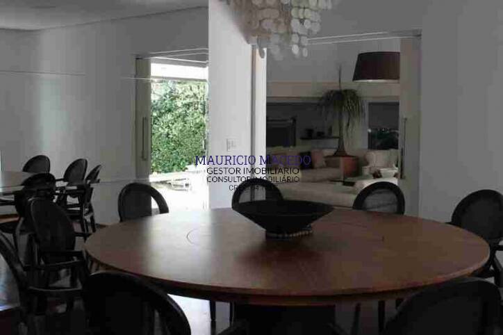 Casa à venda e aluguel com 4 quartos, 700m² - Foto 13