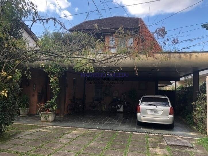 Alphaville 1 ! Bem localizada , ótimo condominio !