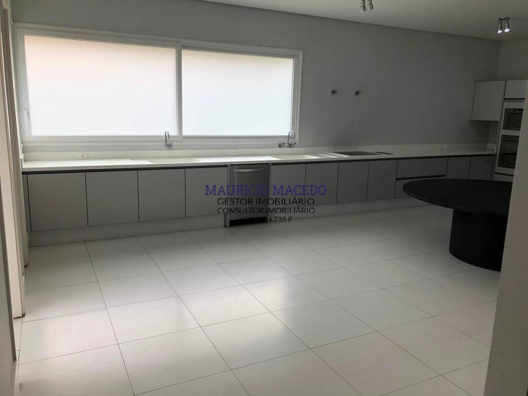 Casa para alugar com 4 quartos, 1605m² - Foto 21