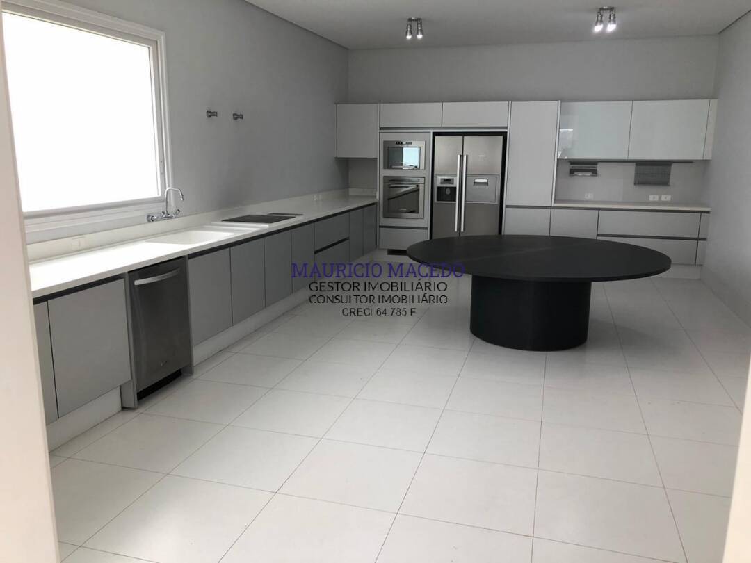 Casa para alugar com 4 quartos, 1605m² - Foto 20