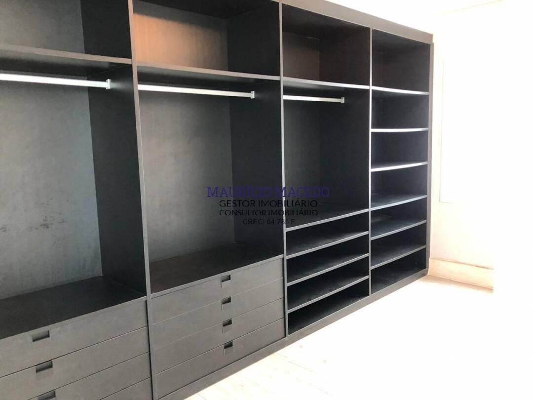 Casa para alugar com 4 quartos, 1605m² - Foto 6